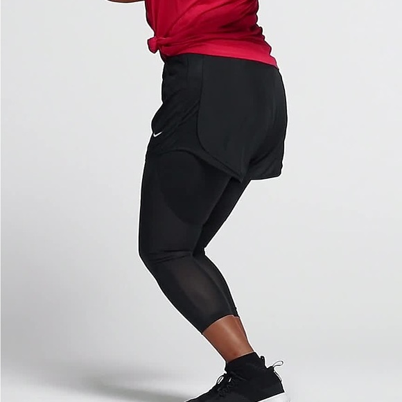 Sexy Essential Women’s Nike Dri-Fit Tempo Running Shorts, Plus Size 1X NWT - Picture 3 of 6